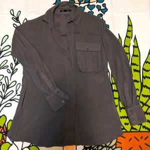 Olive Olivia grey solid flowy button down shirt